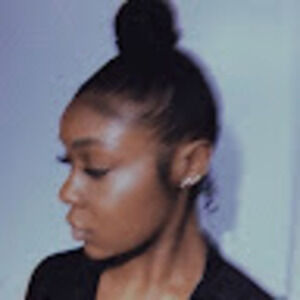 Meet your Posher, Naomi